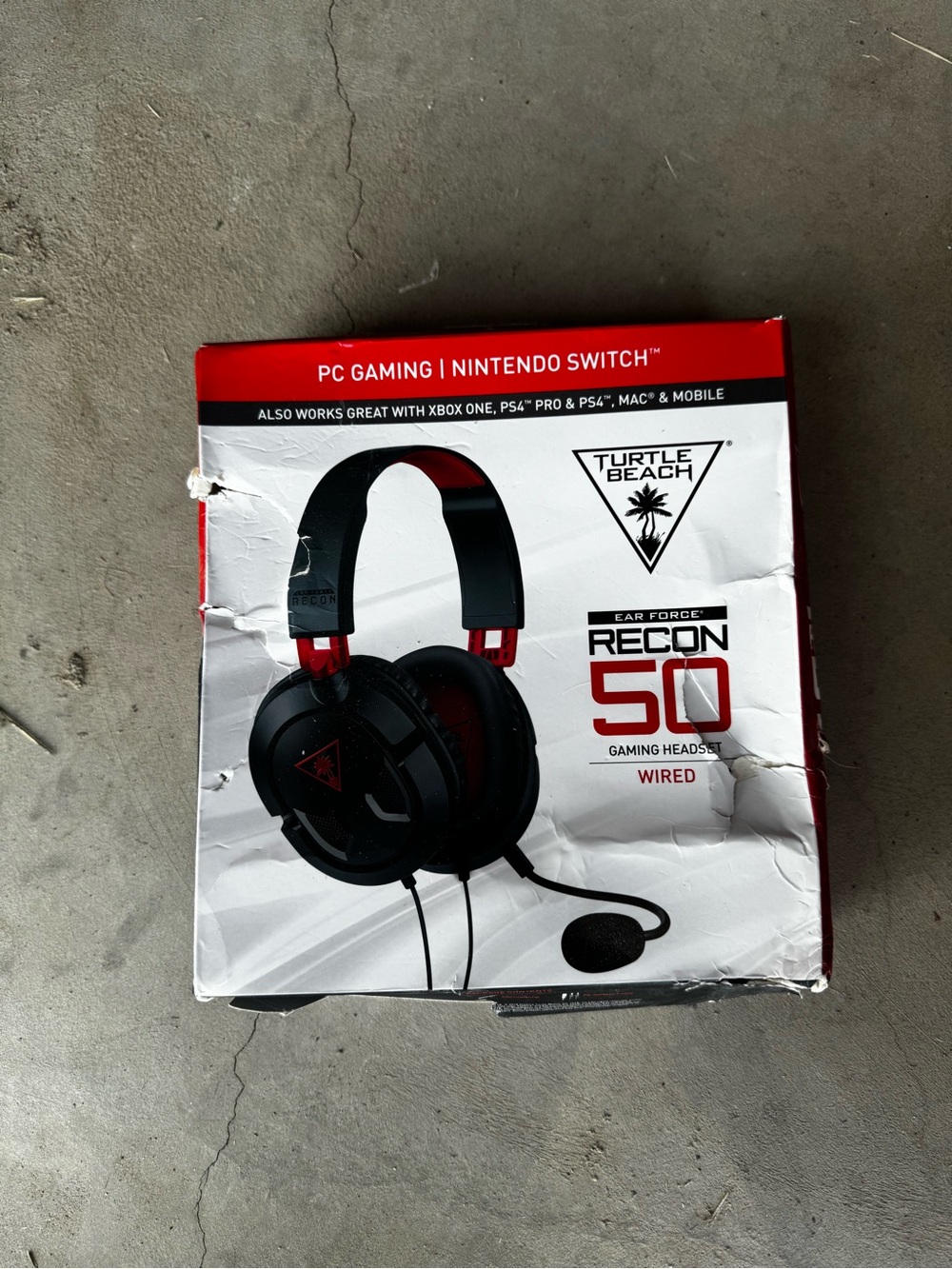 Recon 50 Wired Gaming Headset — Black & Red (damaged box)